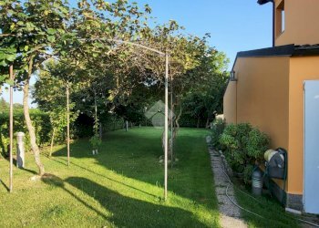 Portion of a house Via della Vandea, Robecco sul Naviglio - photo 20