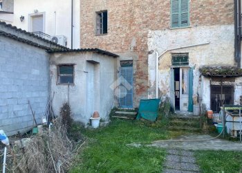 Semi-detached house Via Dante Alighieri, Castelnuovo Scrivia - photo 14