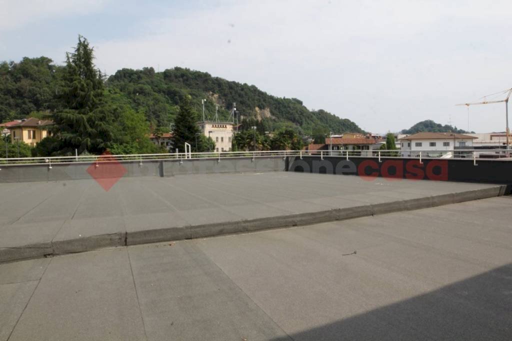 IMG_9948.JPG - Ufficio via vittorio Veneto, Arona - foto 2