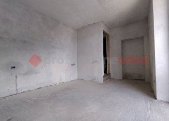 IMG_20240610_163928146.jpg - Trilocale via Glisente, Castelletto Sopra Ticino - foto 6