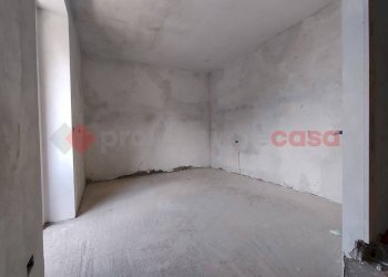 IMG_20240610_163910580.jpg - Trilocale via Glisente, Castelletto Sopra Ticino - foto 7