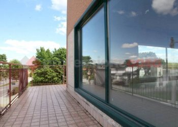 IMG_8508.JPG - Ufficio via Iv novembre, Paruzzaro - foto 2