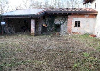 IMG_9036.JPG - Rustico via agogna, Cavaglietto - foto 7