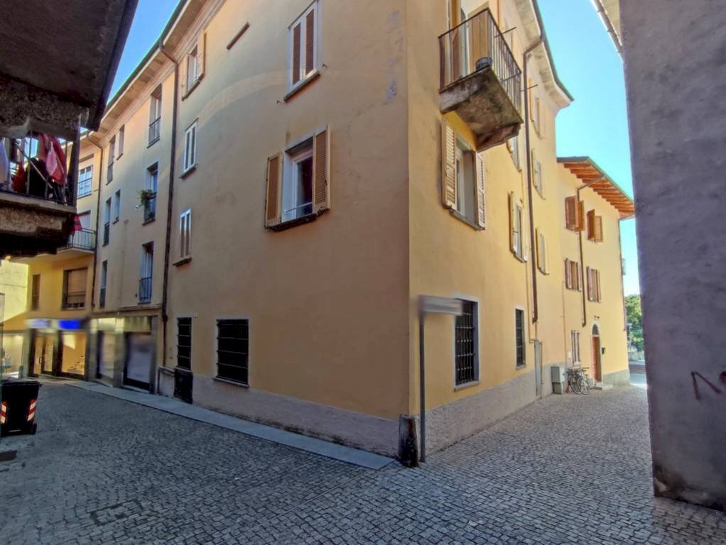 1680618837936.jpg - Stabile - Palazzo via san vittore, Verbania - foto 2
