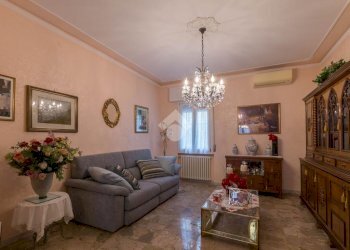 Independent house Via Sabbioni, Soliera - photo 1