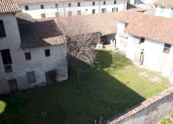 Palazzo Storico Piazza Castello, 1, Monasterolo di Savigliano - foto 16