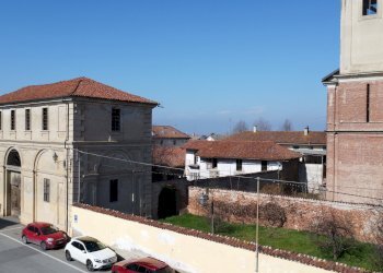 Palazzo Storico Piazza Castello, 1, Monasterolo di Savigliano - foto 1