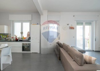 Trilocale Casoria - foto 3