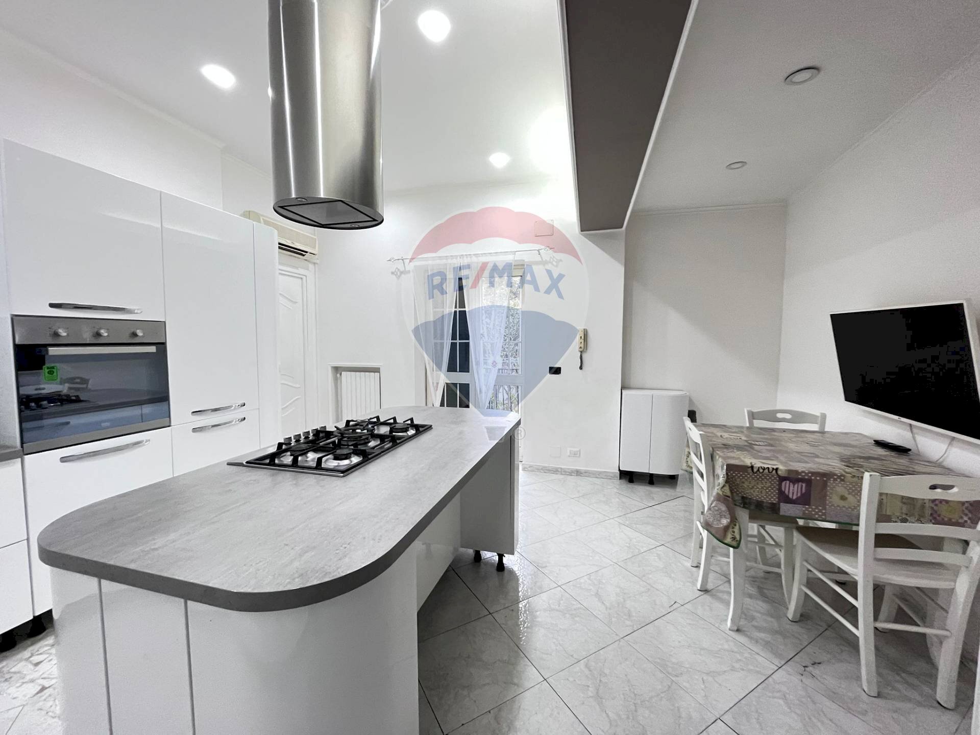 Appartamento Napoli (zona San Lorenzo) - foto 2