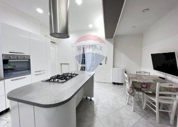 Appartamento Napoli (zona San Lorenzo) - foto 2