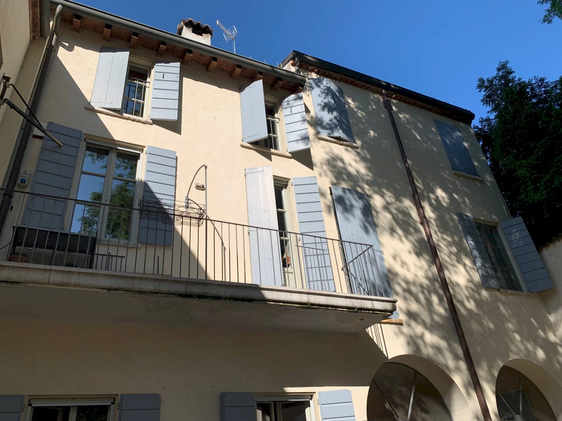 Independent house Mantova - photo 1