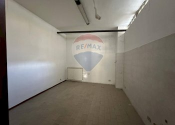 Negozio largo volontari del sangue, Trescore Balneario - foto 5