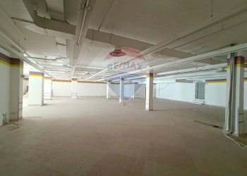 Negozio Largo Volontari del Sangue, Trescore Balneario - foto 3