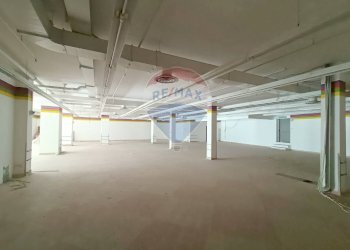 Negozio Largo Volontari del Sangue, Trescore Balneario - foto 4