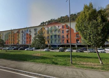 Negozio Largo Volontari del Sangue, Trescore Balneario - foto 5