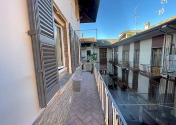 Bilocale Corso Garibaldi, Borgomanero - foto 1