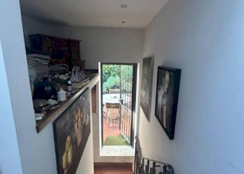 Interno palazzo - Bilocale via San Mamolo, 25, Bologna (zona Colli) - foto 9