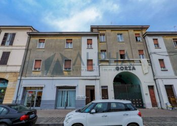 Facciata - Stabile - Palazzo viale Vittorio Veneto, Forlì - foto 9