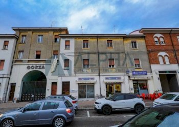 Facciata - Stabile - Palazzo viale Vittorio Veneto, Forlì - foto 10