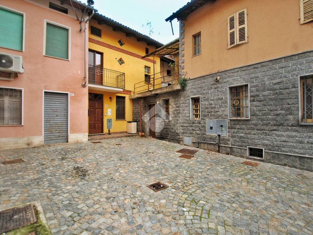 Casa indipendente Via Cavour, Livorno Ferraris - foto 1