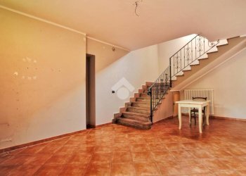 Casa indipendente Via Cavour, Livorno Ferraris - foto 3