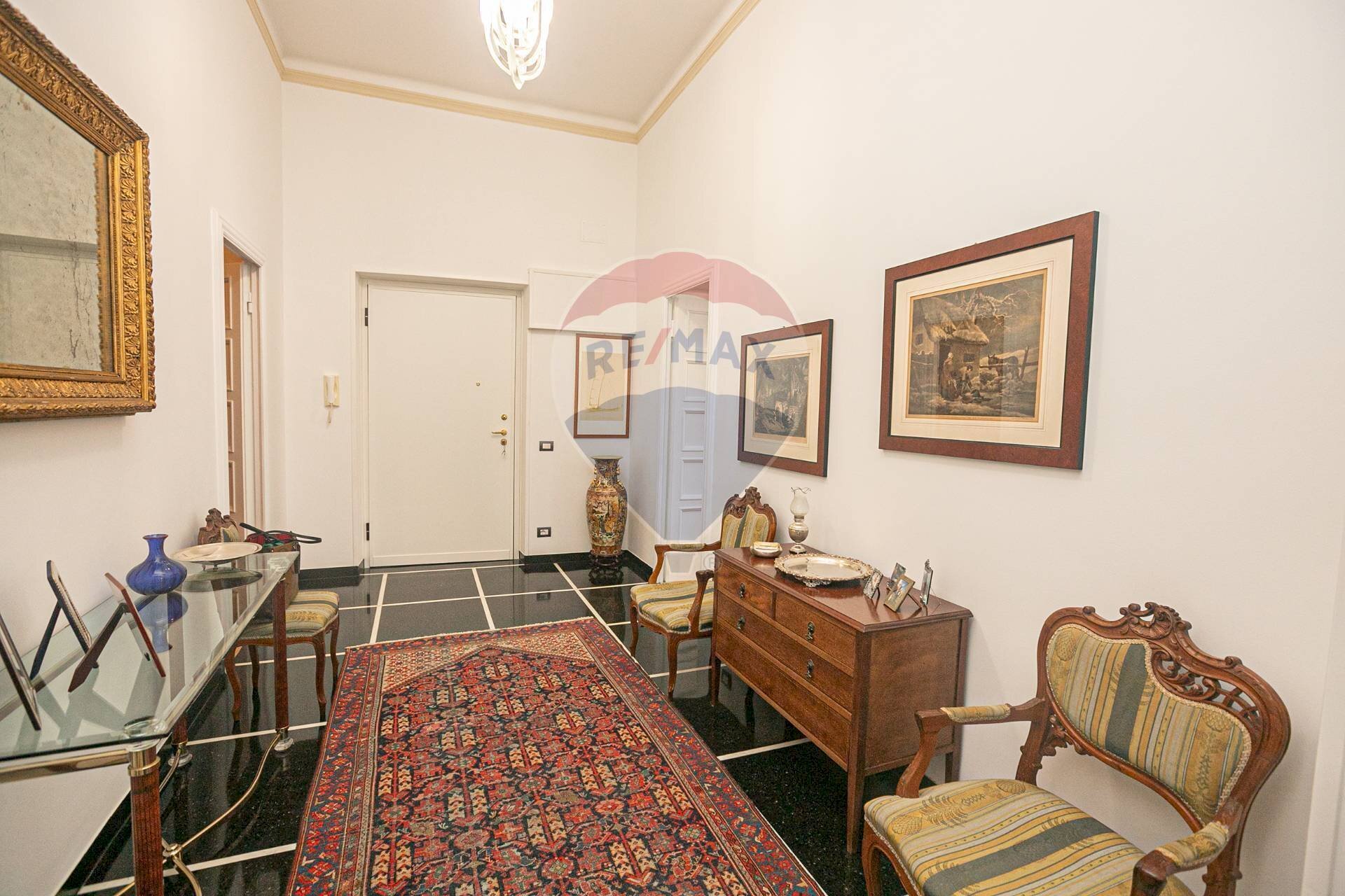 Two-room apartment Centro, Genova, Genova (neighborhood Centro) - photo 3