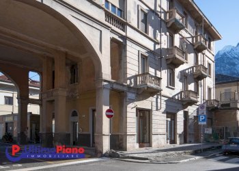 Trilocale Via Laurent Cérise 15, Aosta - foto 1