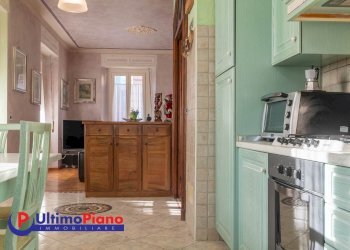 Trilocale Via Laurent Cérise 15, Aosta - foto 10