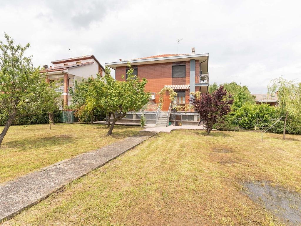 Villa Via Bruna, San Francesco al Campo - foto 1