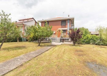 Villa Via Bruna, San Francesco al Campo - foto 1