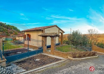 Semi-detached Villa località Trosceto, Assisi - photo 18