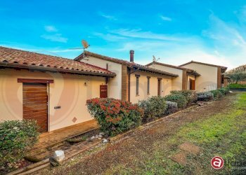 Semi-detached Villa località Trosceto, Assisi - photo 21