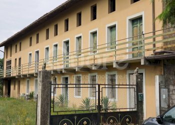 Casa indipendente via de mandrie, Buja - foto 1