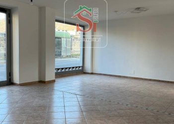 Locale Commerciale Via gotti, Villa d'Almè - foto 11