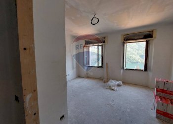 Quadrilocale Fraz. Torriggia, Laglio - foto 13