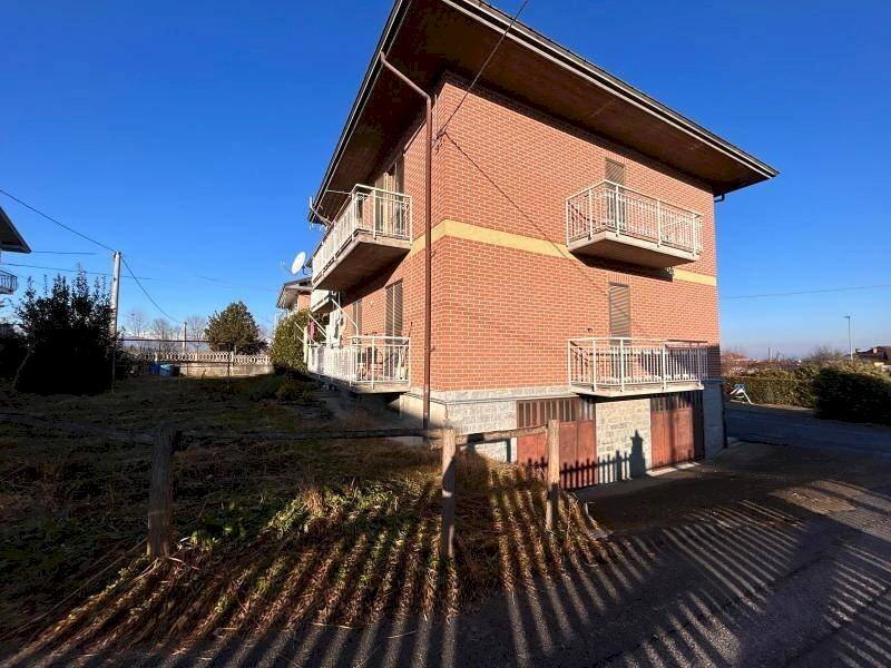 Facciata - Quadrilocale via Circonvallazione, 32, Beinette - foto 1