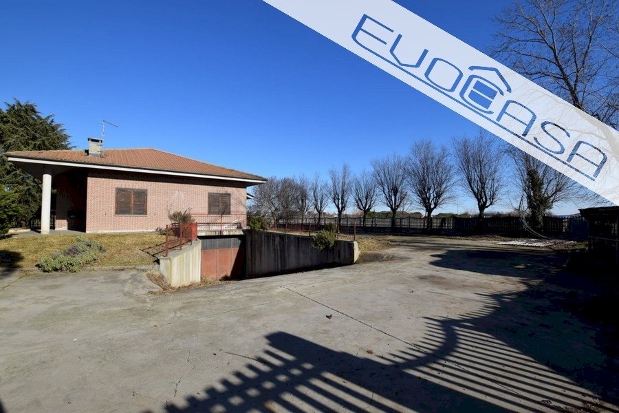 Villa strada calliera 18, Bricherasio - foto 3