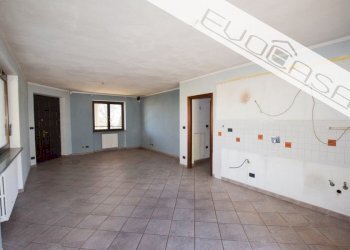 Villa strada calliera 18, Bricherasio - photo 13