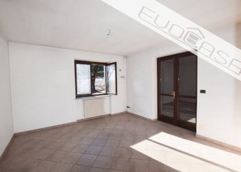 Villa strada calliera 18, Bricherasio - photo 26