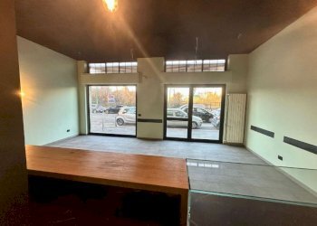 Locale Commerciale via Lodovico il Moro 59, Milano - foto 4