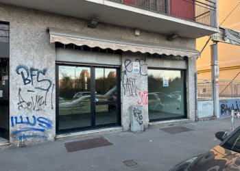 Locale Commerciale via Lodovico il Moro 59, Milano - foto 11