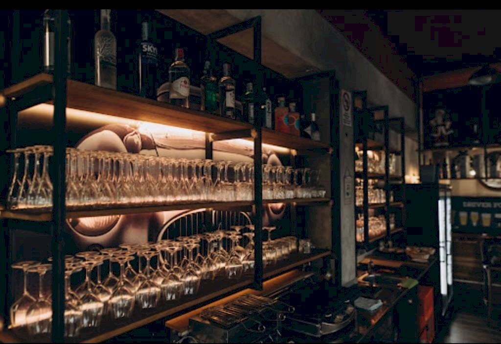 Interno non residenziale - Ristorante via Bolivia, Modena - foto 3