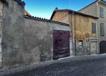 Zona - Independent house via Adua, Saluzzo - photo 9