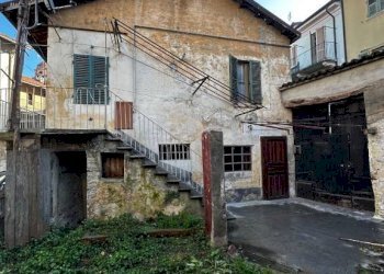 Facciata - Casa indipendente via Adua, Saluzzo - foto 23