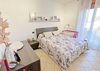 Camera da letto - Trilocale piazza 4 Novembre, 10, Povegliano Veronese - foto 7