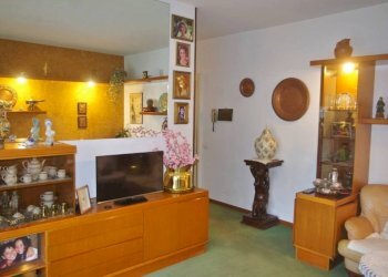 Salone - Two-room apartment Gallarate - photo 4