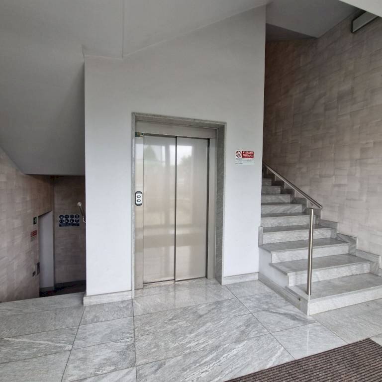 Ingresso - Ufficio via Isaac Newton, 9, Pero - foto 3