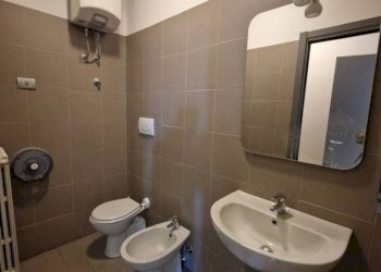 Bagno - Ufficio via Isaac Newton, 9, Pero - foto 12