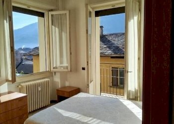 Camera da letto - Bilocale piazzale Giovanni Bertacchi, 82, Sondrio - foto 14