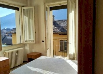 Camera da letto - Bilocale piazzale Giovanni Bertacchi, 82, Sondrio - foto 9